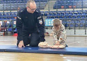 turniej w hali sportowej w ramach finału akcji Łódź Ratunkowa