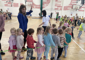 turniej w hali sportowej w ramach finału akcji Łódź Ratunkowa