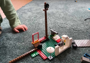 Statek piracki zbudowany z klocków LEGO