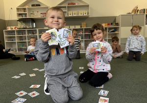 zabawa dydaktyczna na Dzień znaczka pocztowego