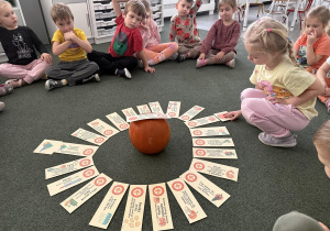 zabawa dydaktyczna na Dzień Dyni