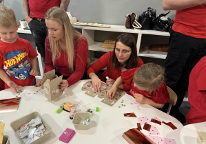 warsztaty z rodzicami "Kalendarz adwentowy Zajączków"