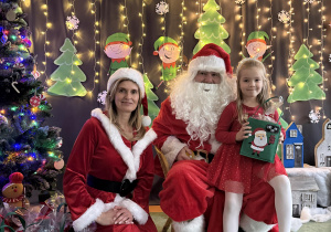 zdjęcie z Mikołajem i Mikołajową