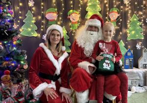 zdjęcie z Mikołajem i Mikołajową