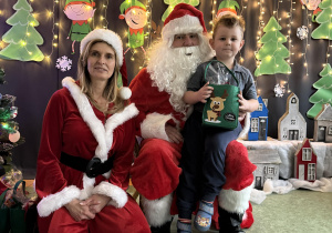 zdjęcie z Mikołajem i Mikołajową