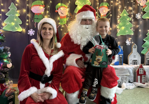 zdjęcie z Mikołajem i Mikołajową