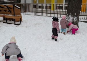 Zabawy ruchowe w ogrodzie ZIMĄ