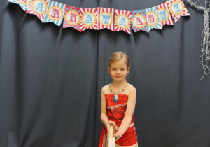 Dziewczynka w przebraniu Vaiany