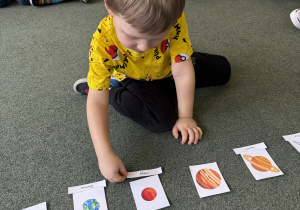 zajęcia dydaktyczne na dywanie