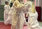dzieci podczas zajęć judo