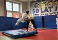 dzieci podczas zajęć judo